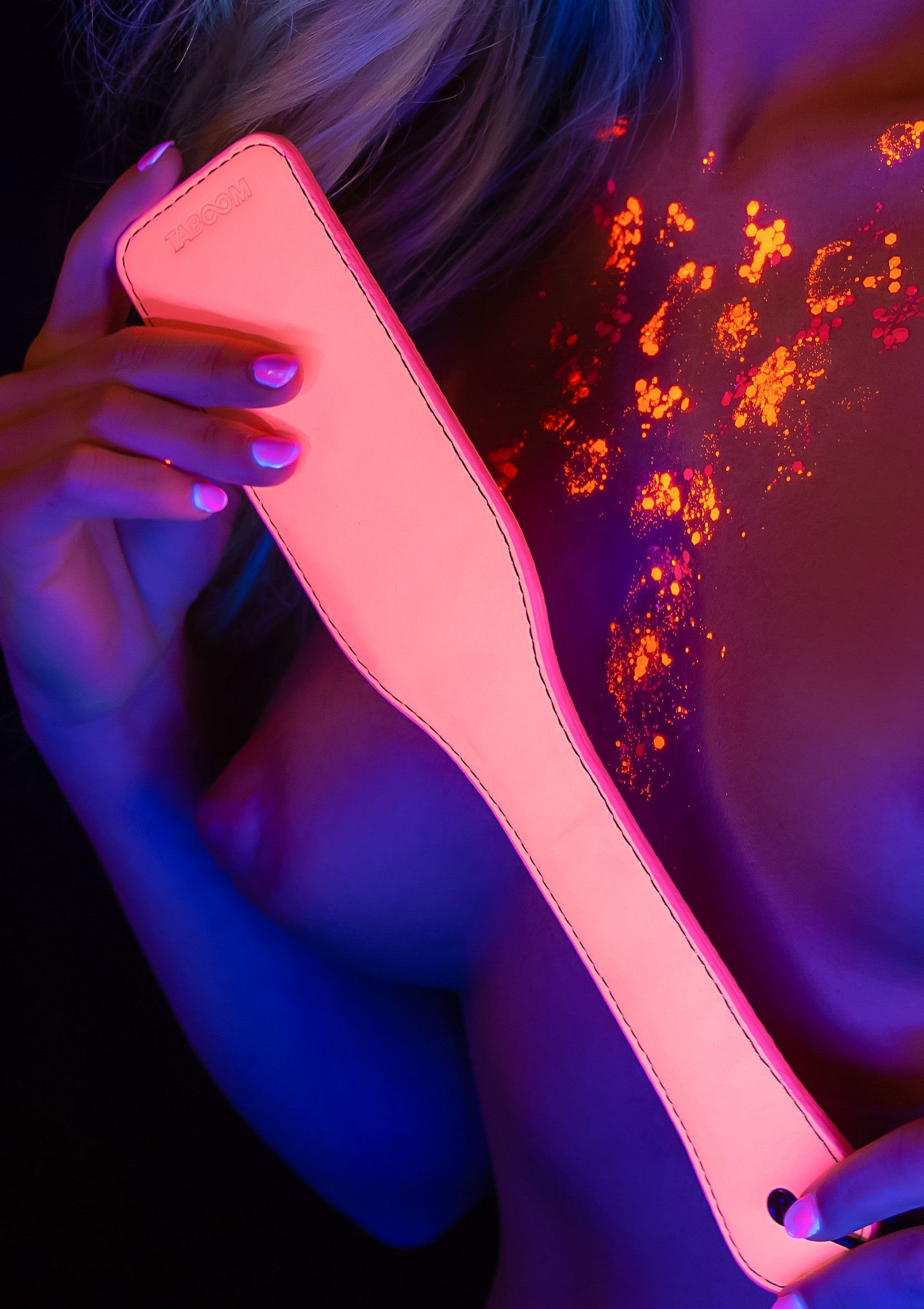 17207 taboom glow in the dark paddle