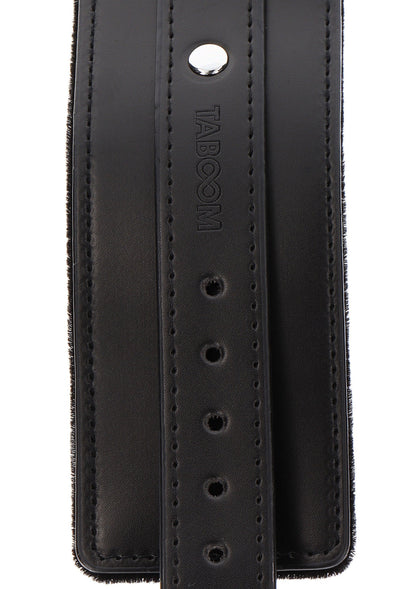 17100 taboom luxury bondage essentials wrist cuffs