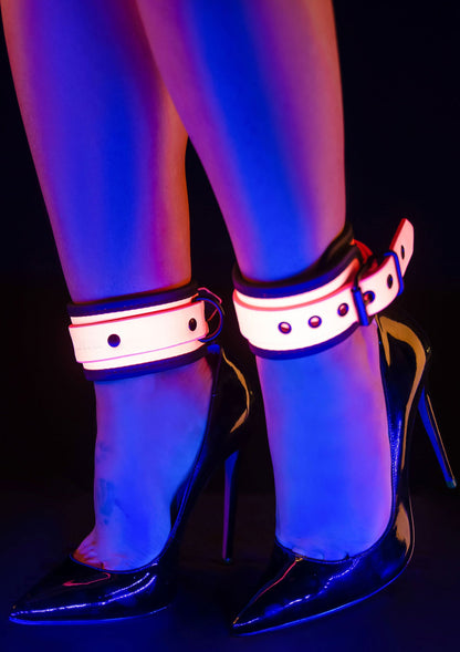 17201 taboom glow in the dark ankle cuffs