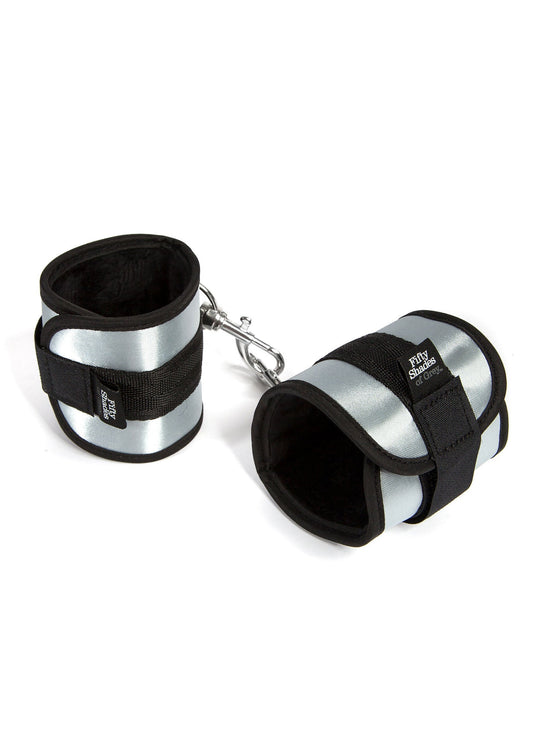 29040 fifty shades of grey totally his soft handcuffs