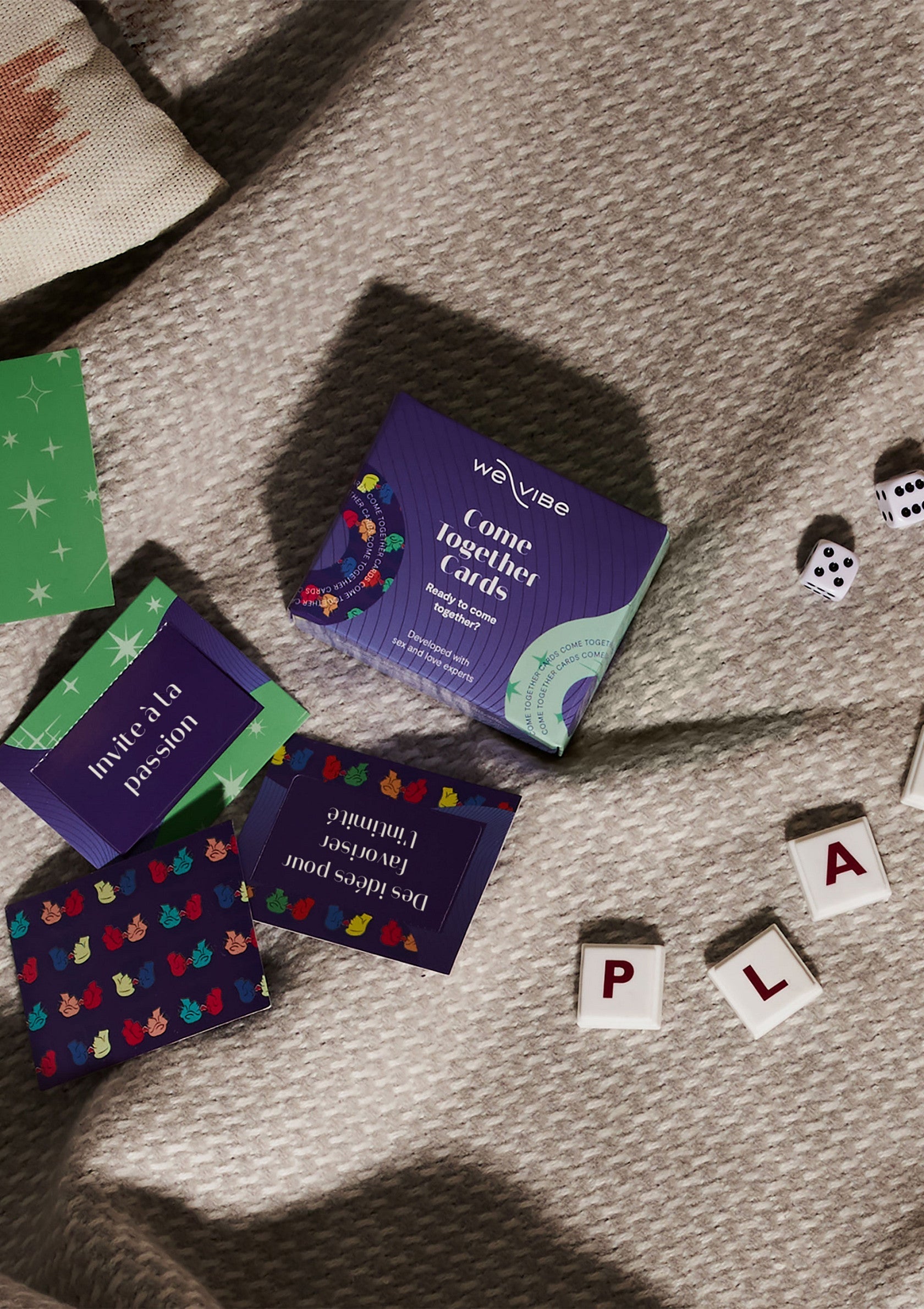 p99910 we vibe couples card game